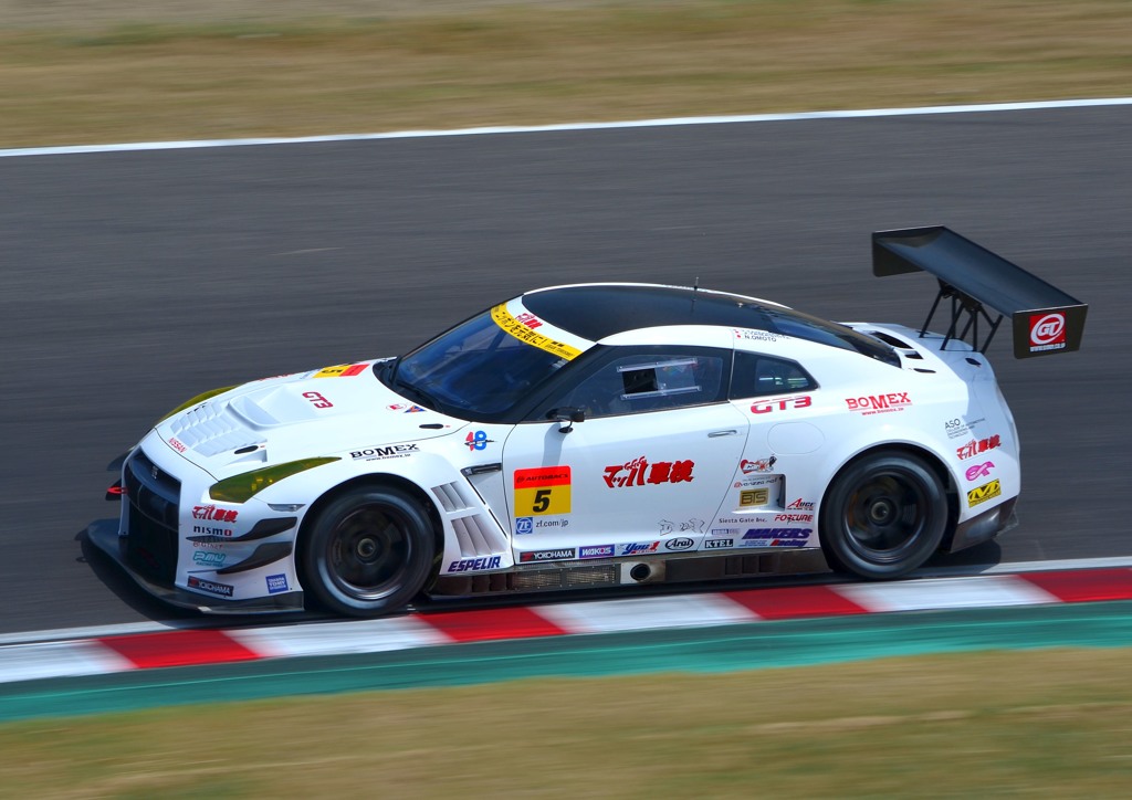 SUPER GT R5 POKKA SAPPORO 1000KM 648