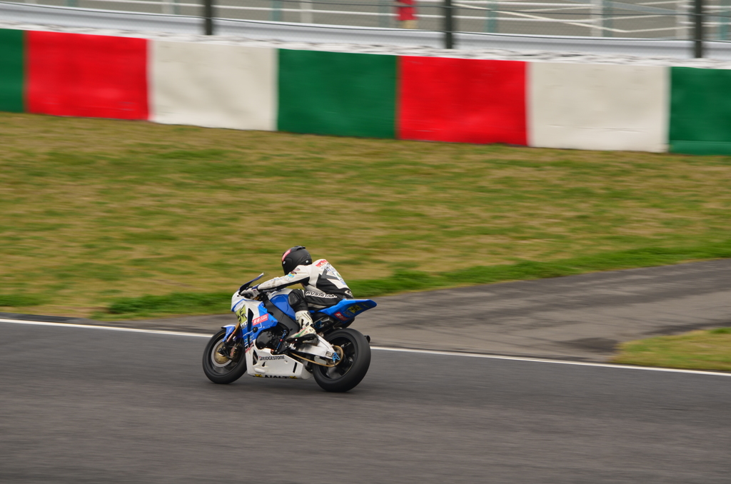 suzuka サンデーロードレース　1 764