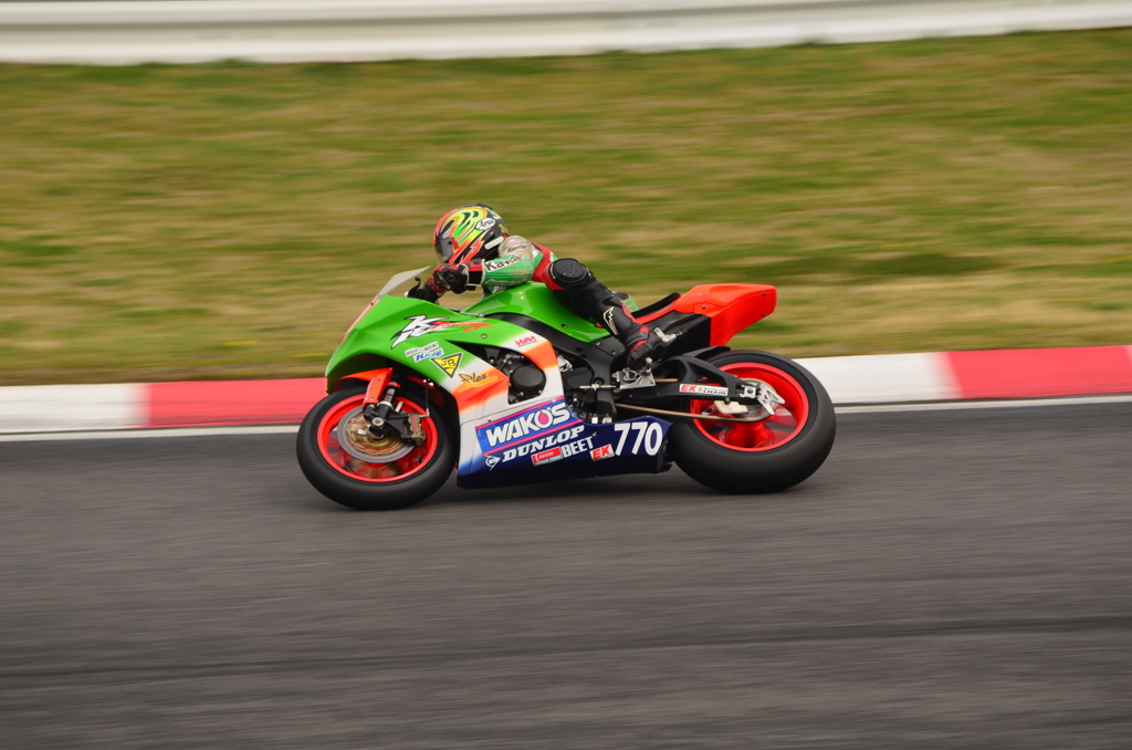 suzuka サンデーロードレース　1 734