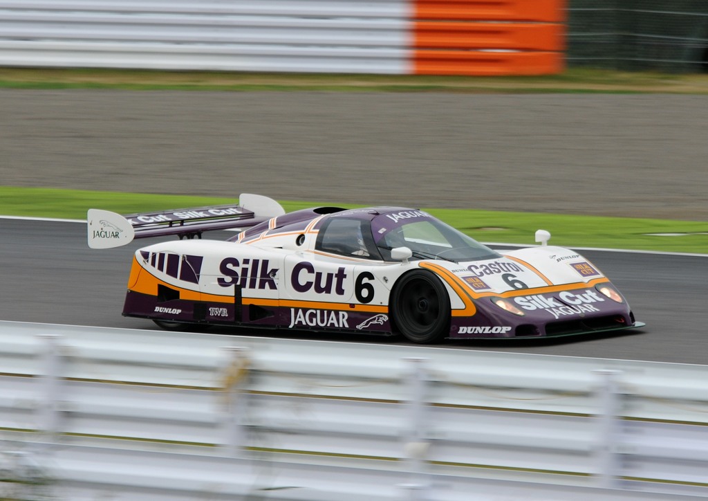ジャガーXJR-8