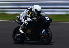 鈴鹿８耐合同テスト 2194