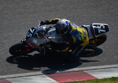 鈴鹿８耐合同テスト 381