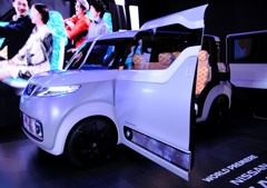 第44回東京モーターショー2015 日産 テアトロ for デイズ