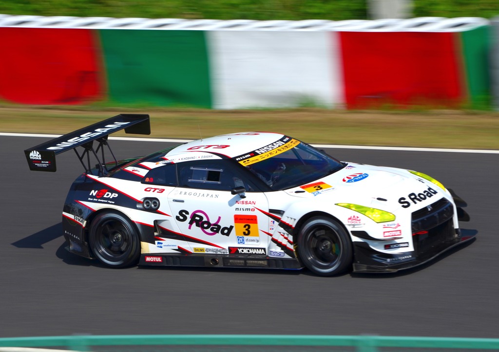 SUPER GT R5 POKKA SAPPORO 1000KM 1206