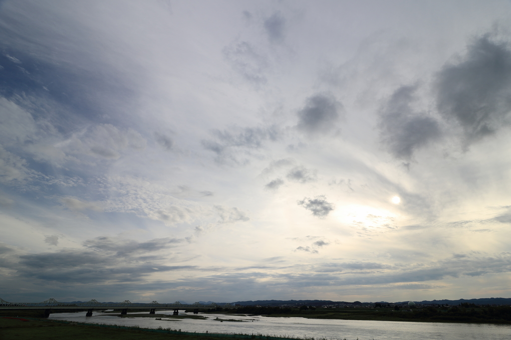 天地始めて粛し（長岡　長生橋）