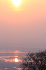 始まりの時（弥彦山 山頂）