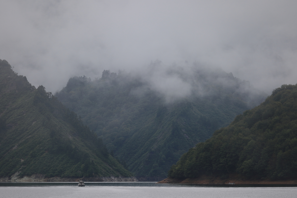仙人住む山へ…（魚沼　奥只見）