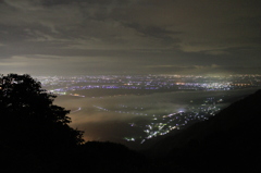 霧雲に包まれて（弥彦 山頂）
