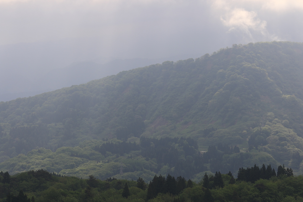 朝日のカーテン【その2】（長岡　八方台山頂）