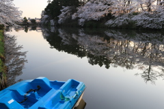 幸せの青いボートは…（高田公園）