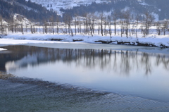 冬色の水鏡（川口）