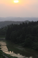 ※遠方に富士を望む（小千谷　岩沢）