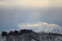 燃ゆる山頂（山古志）
