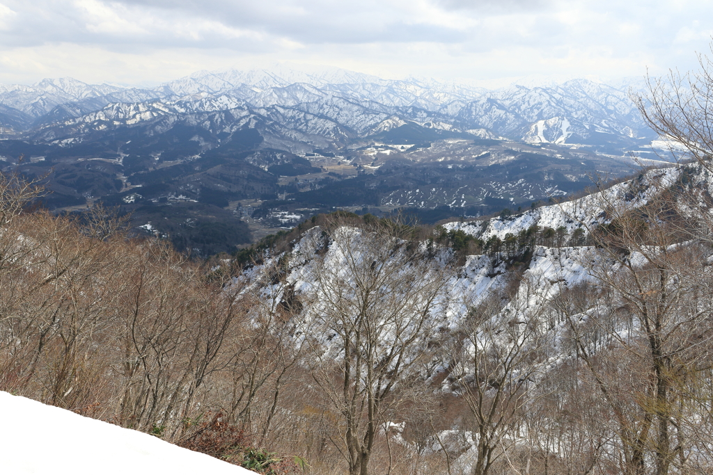 【登山日記】まだ銀世界:高坪山170401