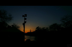夕日に落ちていく雲