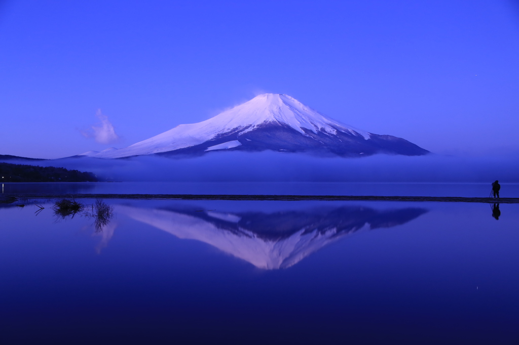 靜寂の霊峰