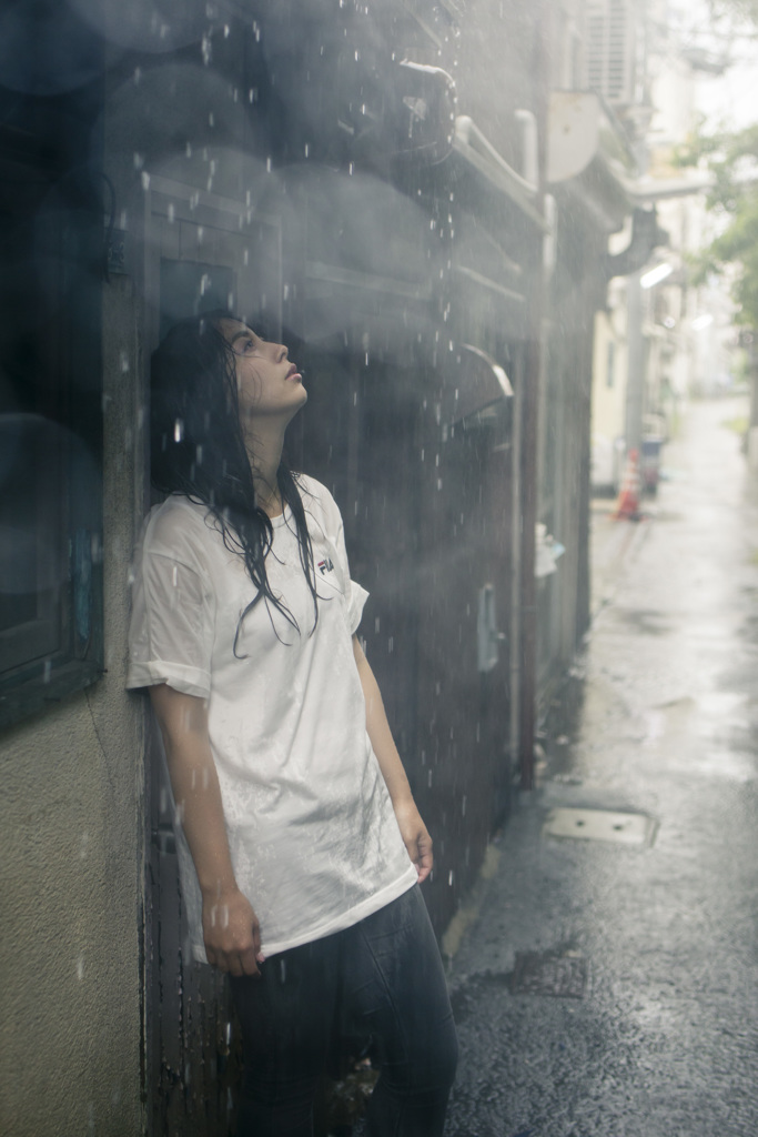 雨宿り