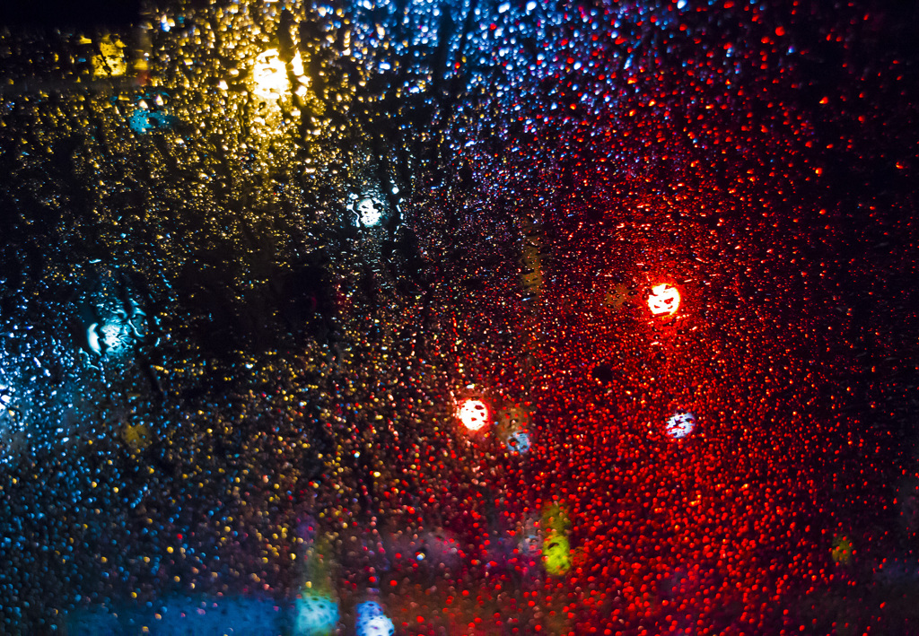 雨粒の宝石