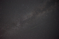 ペルセウス座流星群+夏の大三角形1