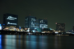 海上のフジテレビ本社