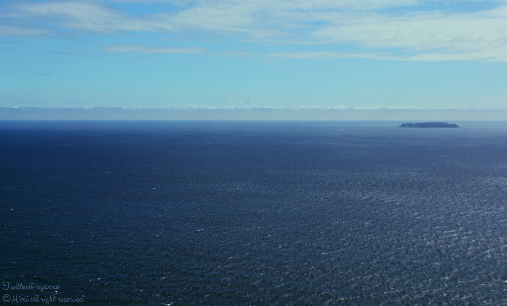 初島