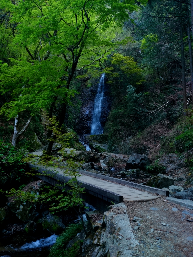 払沢の滝