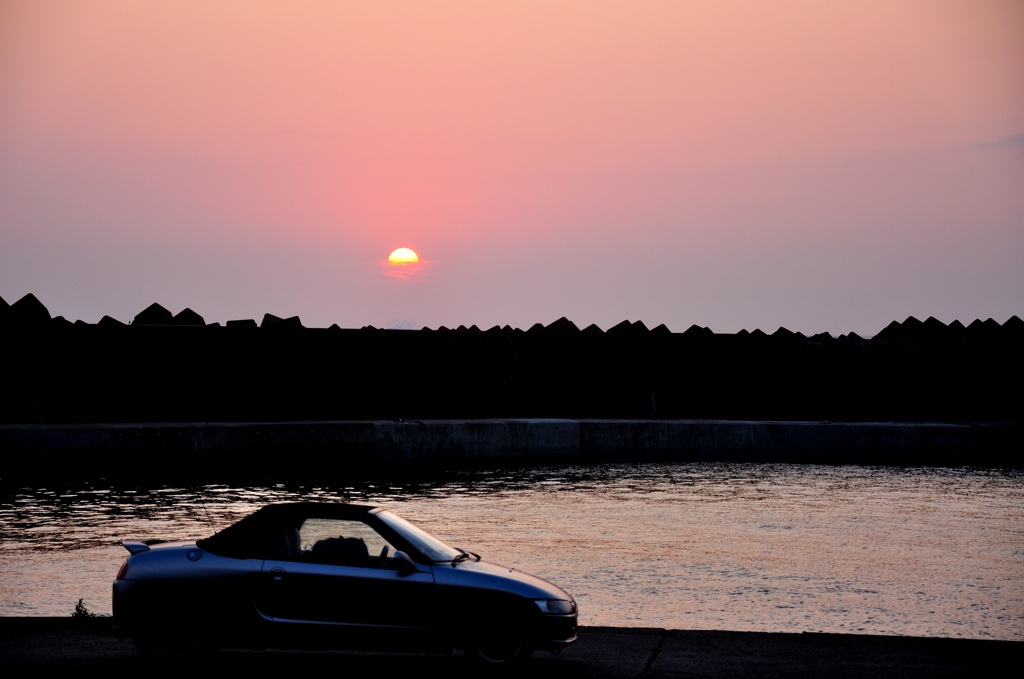 港の夕暮れ