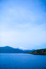 芦ノ湖と富士山