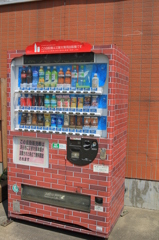 煉瓦模様の自販機