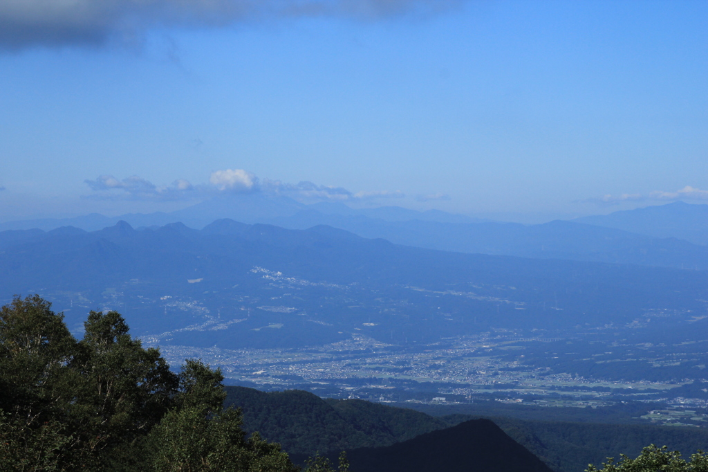赤城山２－鍬柄山から見た前橋方面