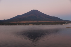 富士山　山中湖の夜明け１