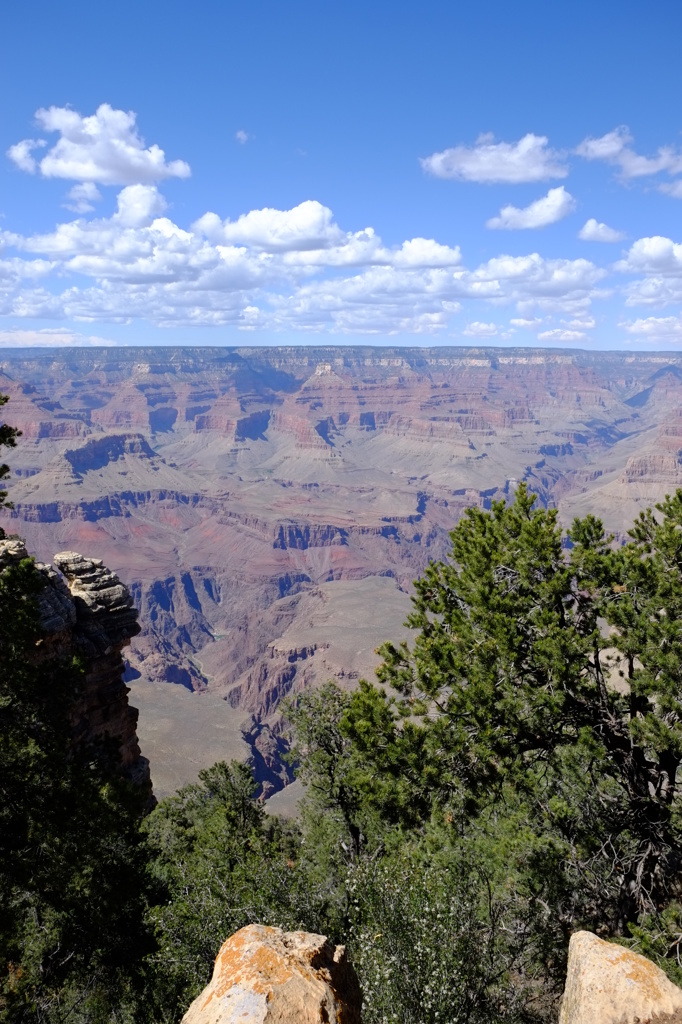 グランドキャニオン　お昼の景色