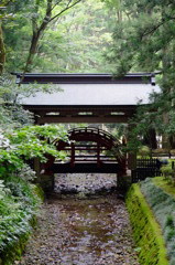 弥彦神社