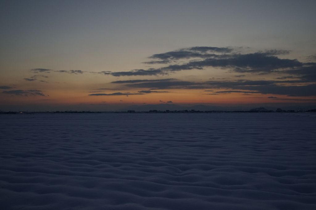 雪の地平線