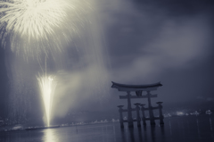 厳島煙火