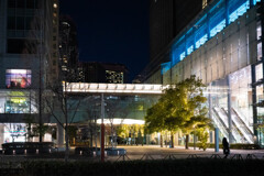夜更け