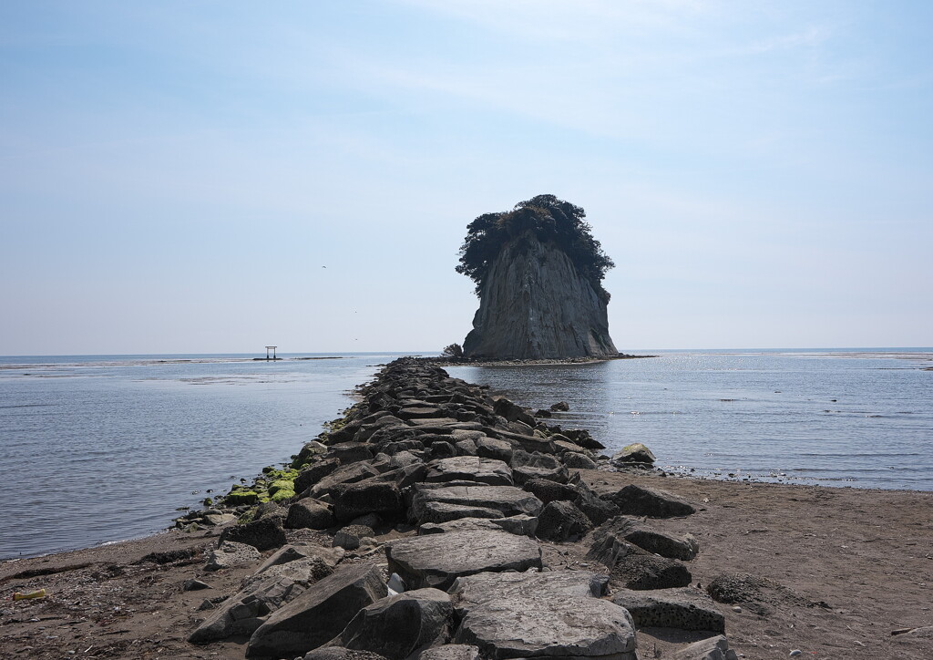 見附島