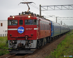 2015.08.10 今朝の8007ﾚ：今朝も相変わらずの空模様(1)