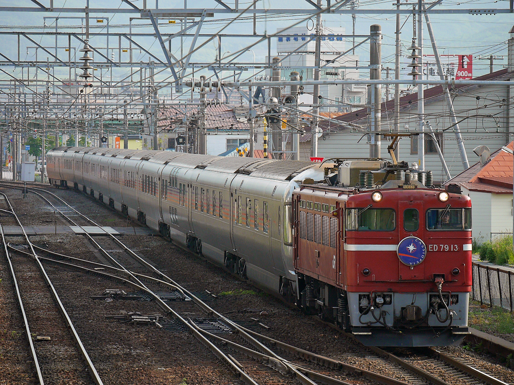2015.06.08 今朝の8009レ：イケメン次兄疾走！