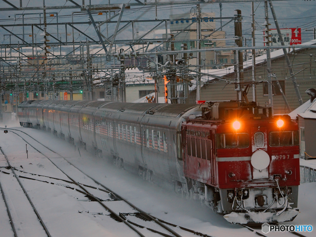 2016.02.17 今朝の8009ﾚ：着雪