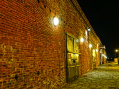 夜の赤レンガ倉庫街彷徨(7)