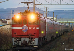 2015.11.21 今朝の8009ﾚ：日の出４分前