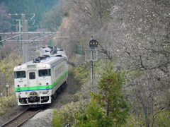 2015.04.24 始発列車が往く