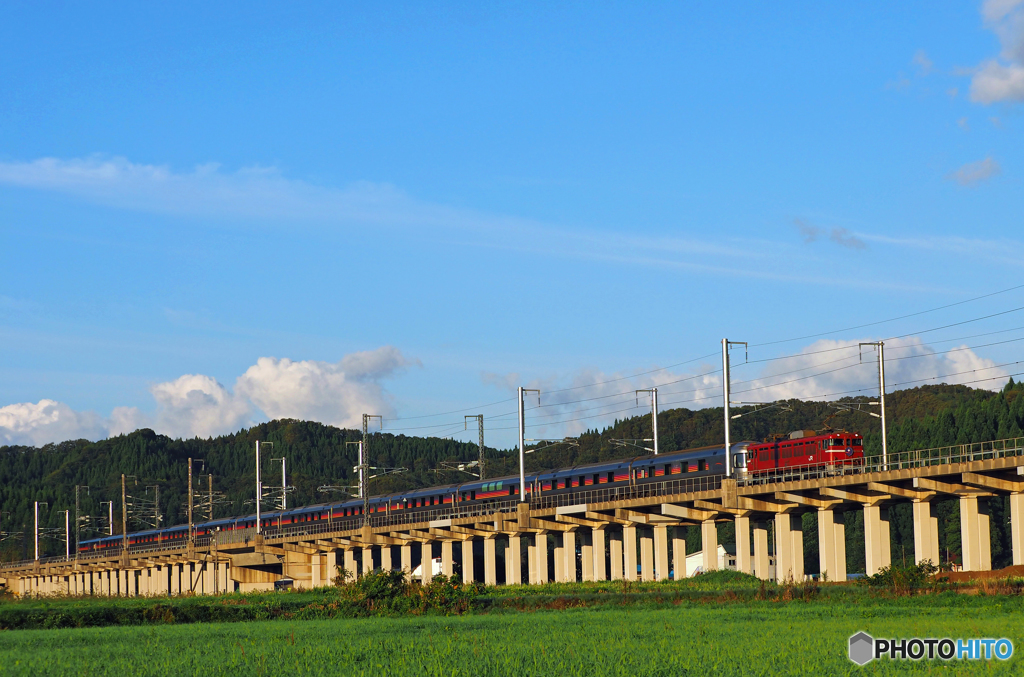 2015.09.05 今朝の8009ﾚ：道南・秋・ブルー