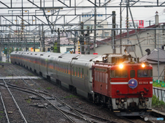 2015.09.02 今朝の8009ﾚ：雨中を駆ける