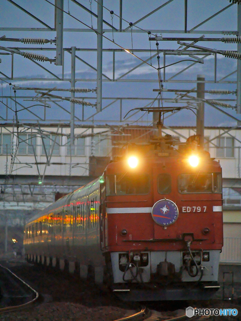 2015.11.30 今朝の8009ﾚ：安心して下さい(*^^)v