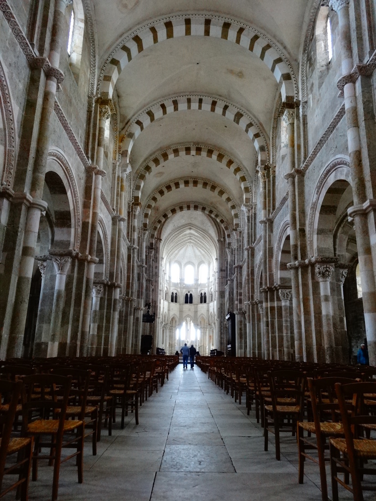 2013 lechemin de SaintJacquesVézelay(32)