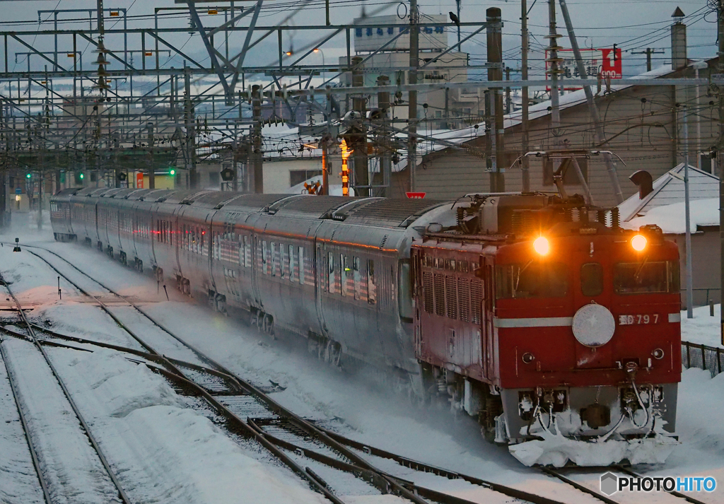 2016.02.10 今日の8009ﾚ：１ヶ月ぶりの津軽海峡線(*^^)v