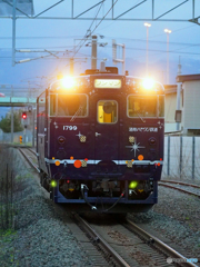 2016.04.19 住宅地を走る、ながまれ号