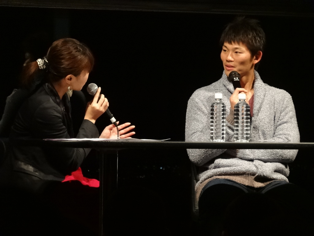 2013.11.29 ファイターズ・大野選手来函♪(1)